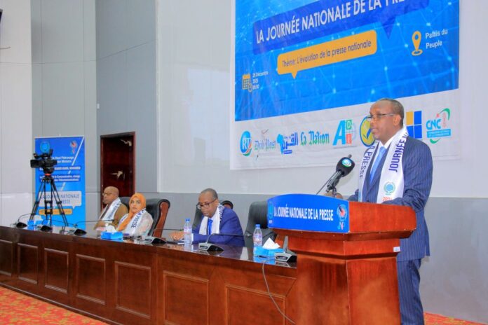 Levolution-de-la-presse-nationale-au-coeur-de-la-6eme-edition-de-la-journee-nationale-de-la-presse-1-696x464